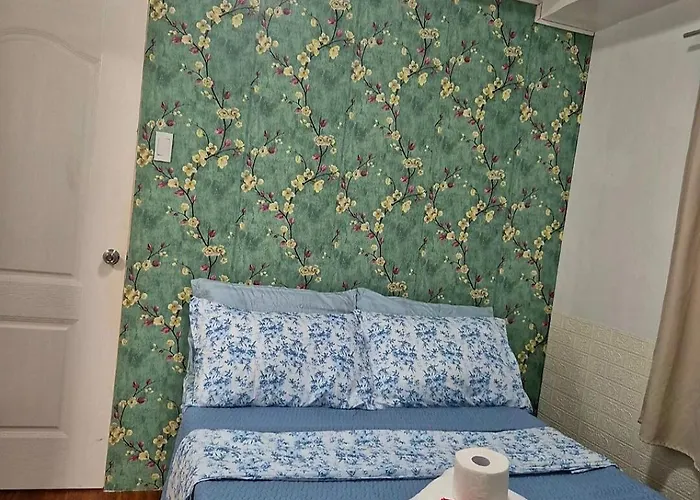 1br Retro-styled Unit In Bgc, Taguig Apartment Manila